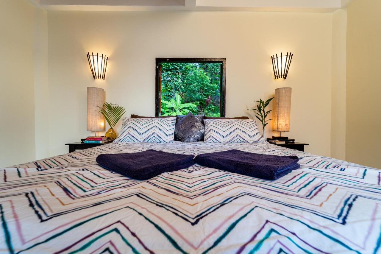 White Azure Villa Koh Phangan Than Sadet Beach Exterior photo