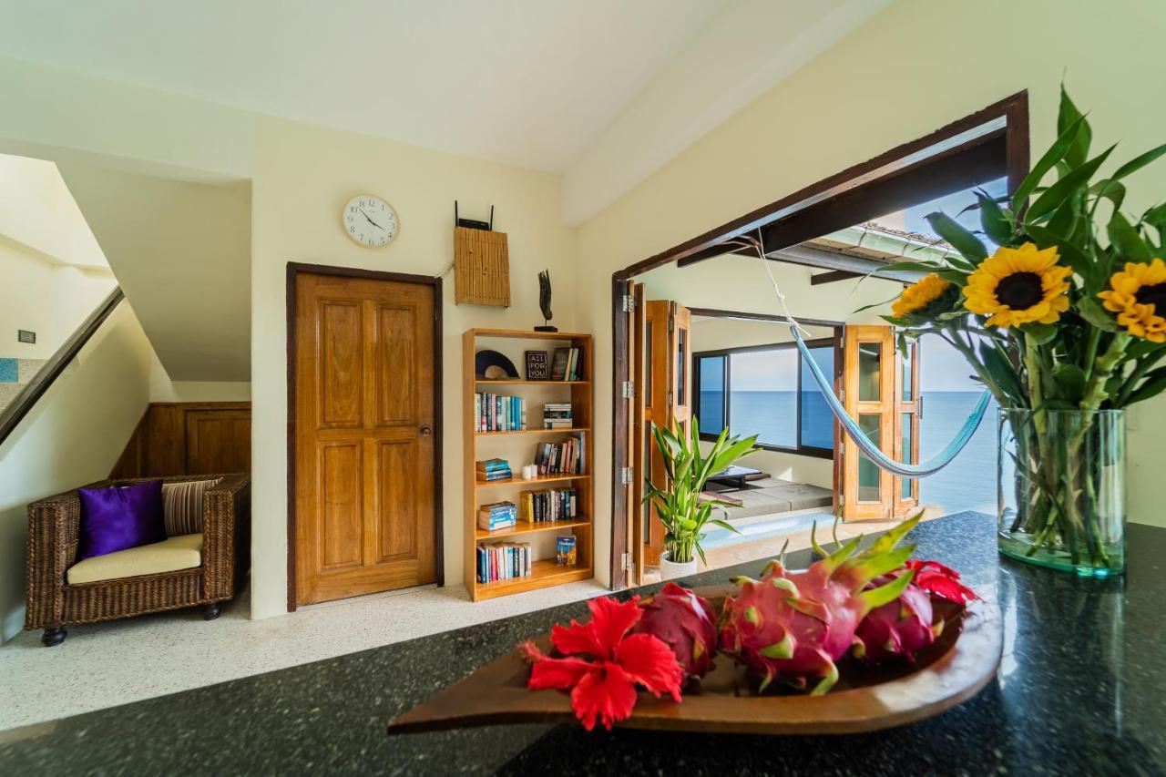 White Azure Villa Koh Phangan Than Sadet Beach Exterior photo